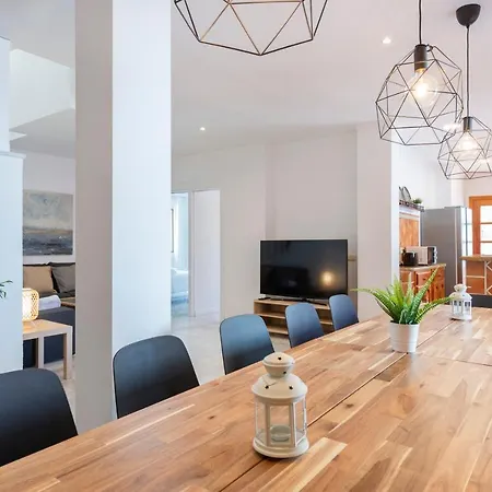 Giovanni - Center - Heated Pool Willa *